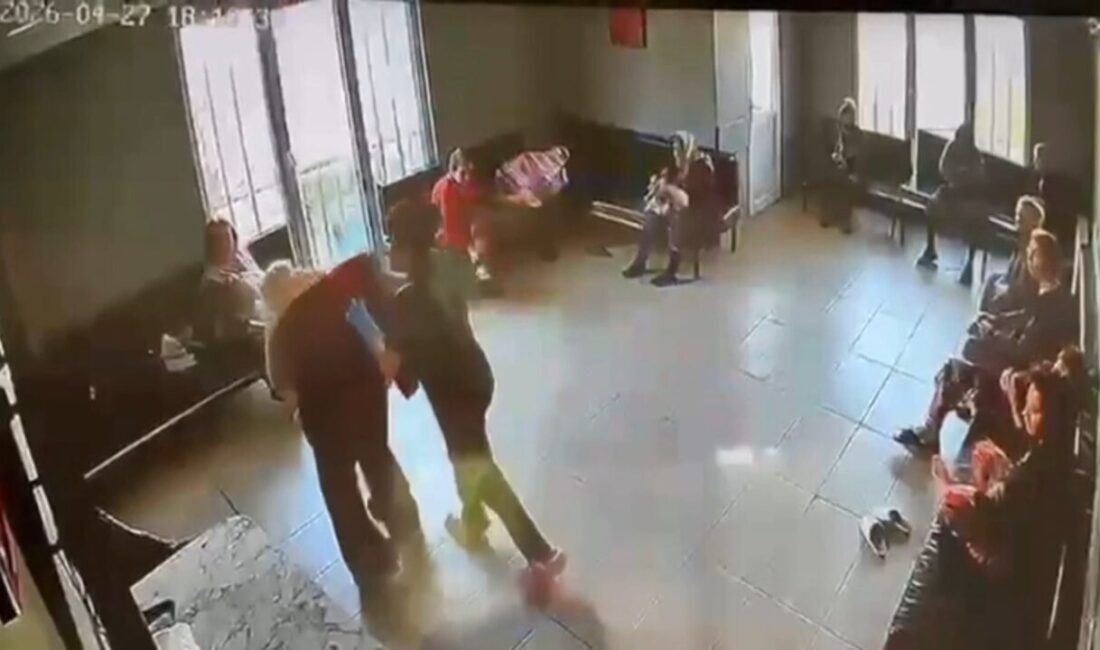 Vehbi DEMİR/ İSTANBUL, – BEYLİKDÜZÜ’nde yaşlı bakımevinde çalışan personelin bir