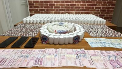 Hasan YILDIRIM/İSTANBUL, – BEYOĞLU’nda üzerinden 56 adet sentetik hap çıkan