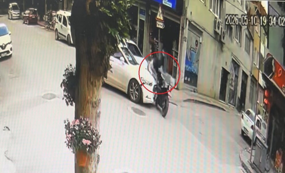 Yavuz YILMAZ/ İNEGÖL(Bursa), – BURSA’nın İnegöl ilçesinde otomobil ile çarpışan