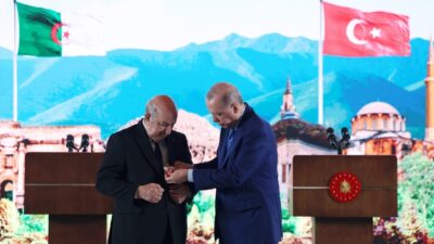 NİŞAN TEVCİH TÖRENİ DÜZENLENDİ Cumhurbaşkanı Erdoğan ile Cezayir Cumhurbaşkanı Tebbun