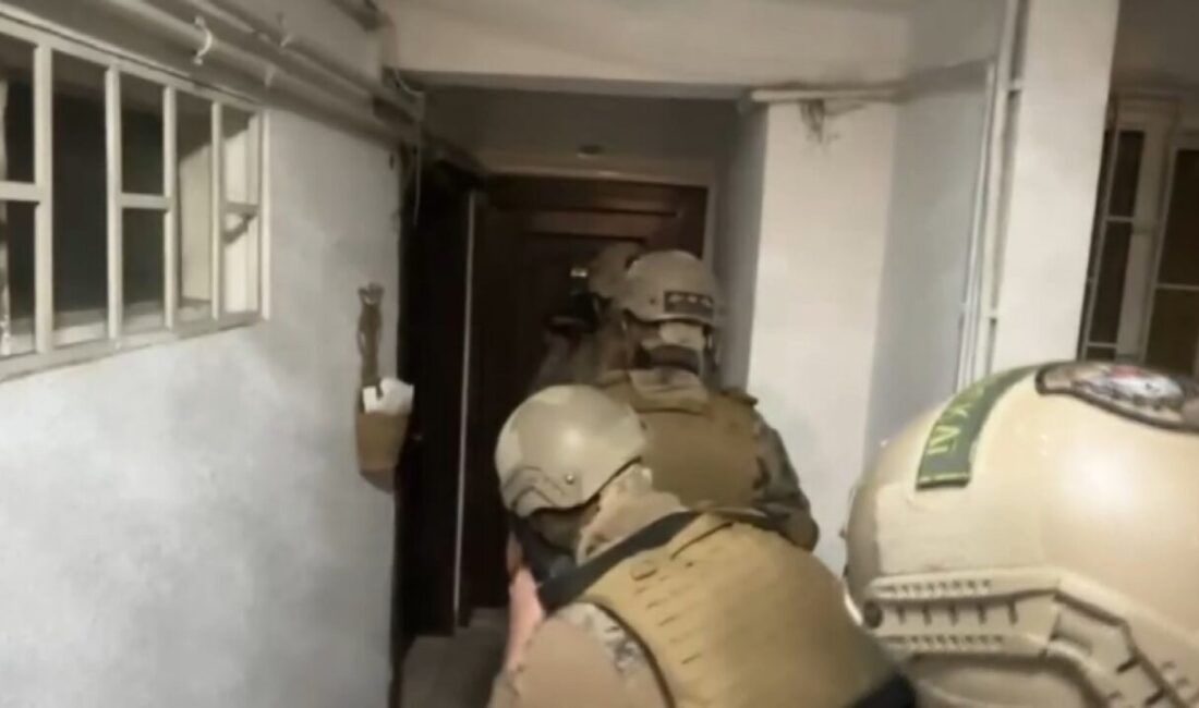 Özgür EREN / İSTANBUL, (DHA9)-İstanbul’da hazırladıkları sahte belgelerle yabancı uyruklu
