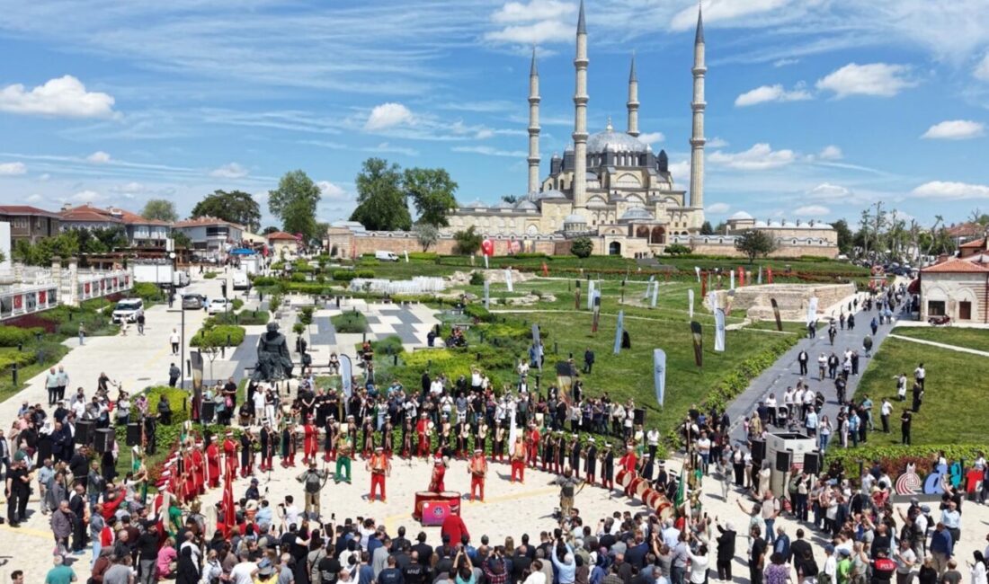 Batuhan SEVER/EDİRNE, – EDİRNE’de, İstanbul’un Fethi’nin 573’üncü yıl dönümü kutlamaları