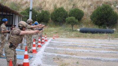 Seyfi GÜL/FOÇA (İzmir), – İZMİR’in Foça ilçesinde, Jandarma Genel Komutanlığı