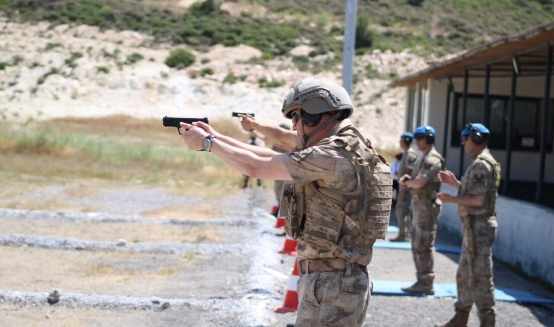 Seyfi GÜL/FOÇA (İzmir), – İZMİR’in Foça İlçesi’nde dün başlayan Jandarma