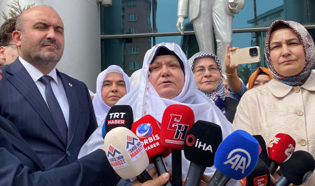 Engin ÖZMEN/ESKİŞEHİR, – ESKİŞEHİR’in Mihalgazi Belediye Başkanı Zeynep Güneş Akgün’ü