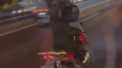 Eren PEKDEMİR/İSTANBUL, – FATİH Sultan Mehmet Köprüsü çıkışında seyreden motosiklet