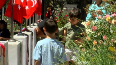 Gülseren KARAPINAR- Feridun AÇIKGÖZ / İSTANBUL, – KURBAN Bayramı’nın birinci