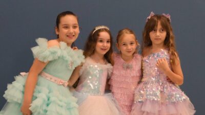 İSTANBUL, – VİZYONA girdiği ilk hafta sonunda sinema salonlarına hareketlilik