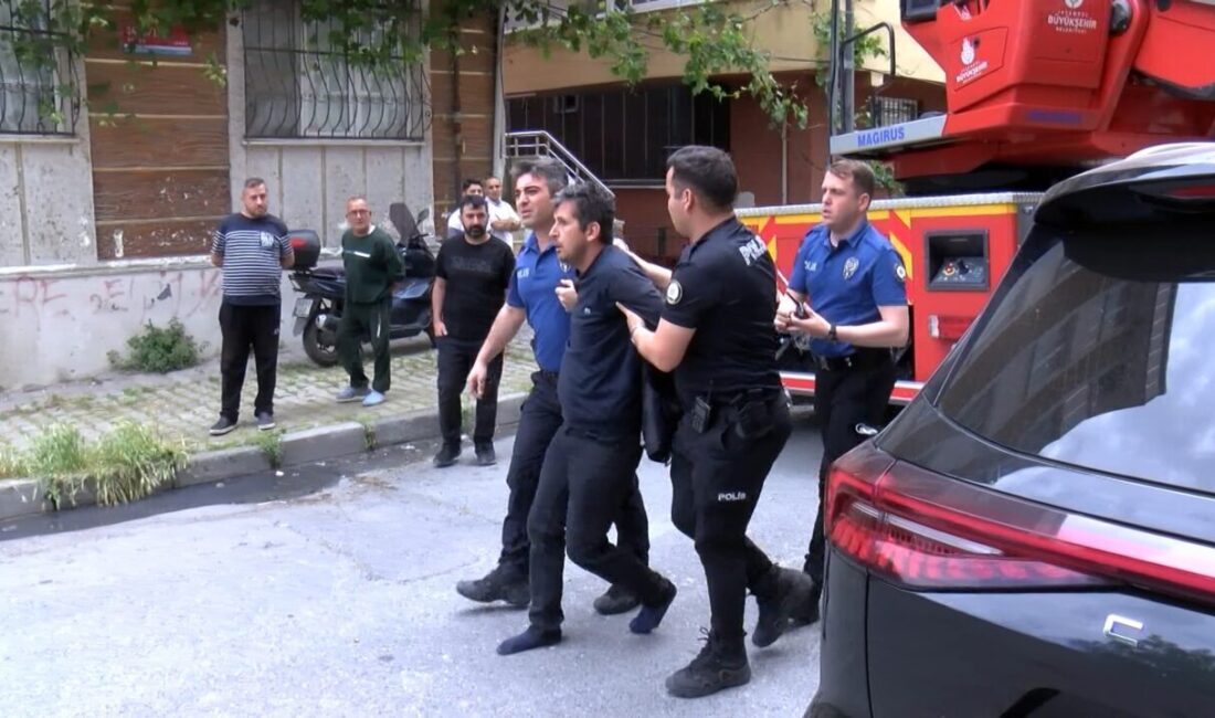 Özgür EREN / İSTANBUL, – SULTANGAZİ’de annesi Menekşe K.’yi rehin