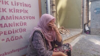 Zeki KARADENİZ/BANDIRMA (Balıkesir), – BALIKESİR’in Bandırma ilçesindeki semt pazarında kendi