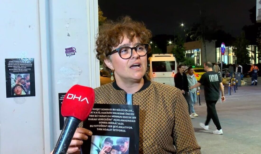 Baran AKKAYA/İSTANBUL, -BAKIRKÖY Özgürlük Meydanı’na gelen Mattia Ahmet Minguzzi’nin annesi