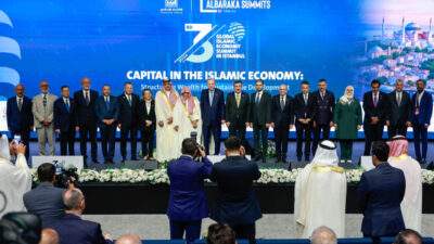 İSTANBUL, – CUMHURBAŞKANLIĞI himayelerinde ve AlBaraka İslam Ekonomisi Forumu tarafından