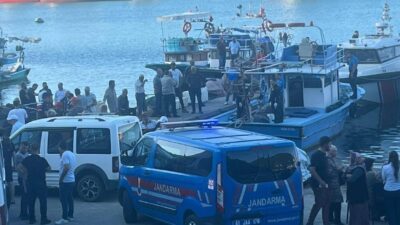 ÇARŞIBAŞI (Trabzon), – TRABZON’un Çarşıbaşı ilçesinden av için teknesiyle denize