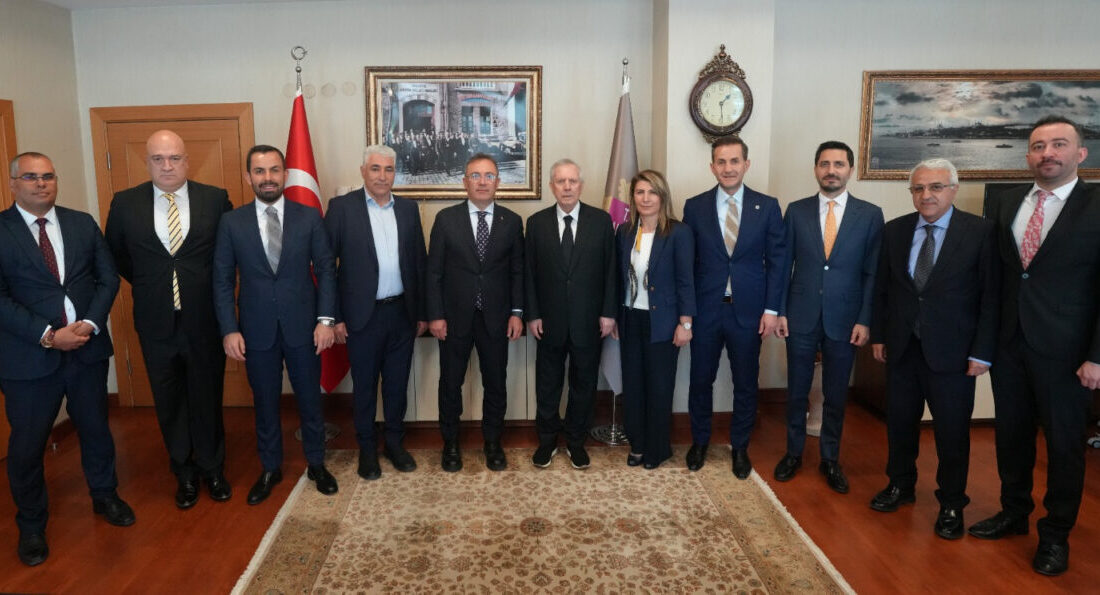 ANKARA, – ESKİ Fenerbahçe Kulübü Başkanı ve Başkan Adayı Aziz