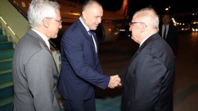 ANKARA, – MİLLİ Savunma Bakanı Yaşar Güler, Ankara’ya gelen Polonya