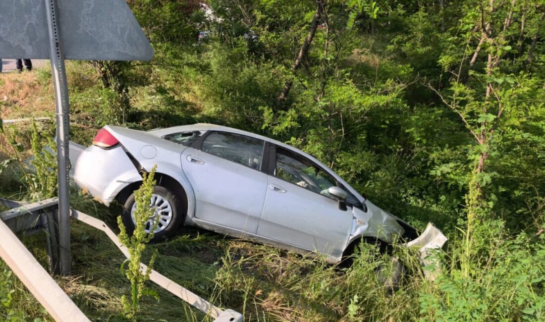 Yavuz YILMAZ/KESTEL (Bursa), – BURSA’nın Kestel ilçesinde 2 otomobilin çarpıştığı