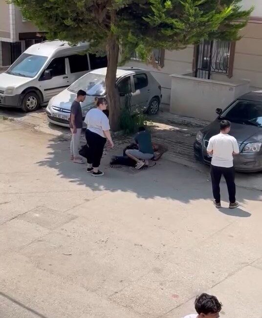 Yiğithan HÜYÜK/BURSA, -BURSA’da aralarında husumet bulunan Özcan ve Burak Kaya