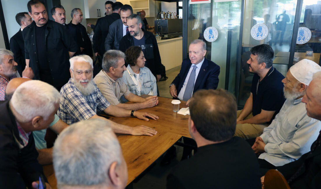 Tuğçe SEZER ODABAŞI-Ataberk KURT/İSTANBUL, – CUMHURBAŞKANI Erdoğan, Erzurum Vakfı’nın Beyoğlu’ndaki