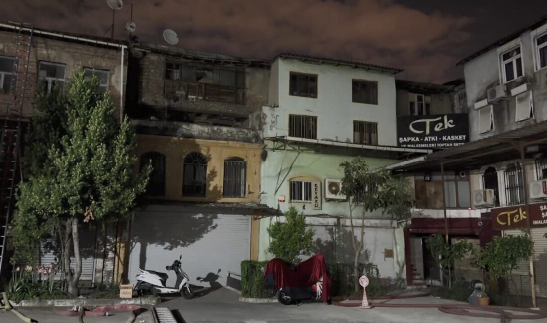 Mehmet Kaan KURT/İSTANBUL, – FATİH’te tarihi Büyük Valide Han’ın çatısında