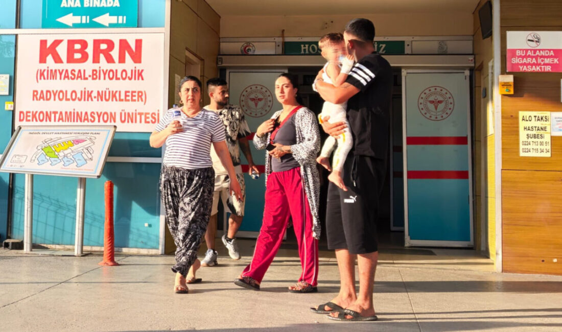 Yavuz YILMAZ/İNEGÖL (Bursa), – BURSA’nın İnegöl ilçesinde mangaldaki ateşin üzerine