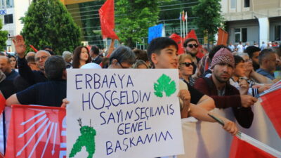 “ERDOĞAN TÜRKİYE SİYASETİNE DARBE YAPIYOR” CHP Grup Başkanı Özgür Özel,
