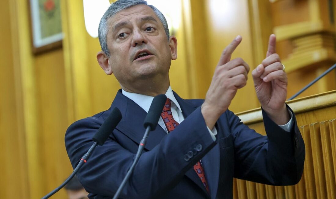 Ayşenur DEMİRTAŞ/ANKARA, – CHP Grup Başkanı Özgür Özel, “Partimizi geri