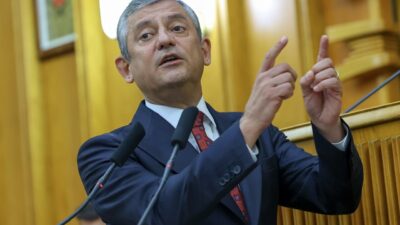 Ayşenur DEMİRTAŞ/ANKARA, – CHP Grup Başkanı Özgür Özel, “Partimizi geri