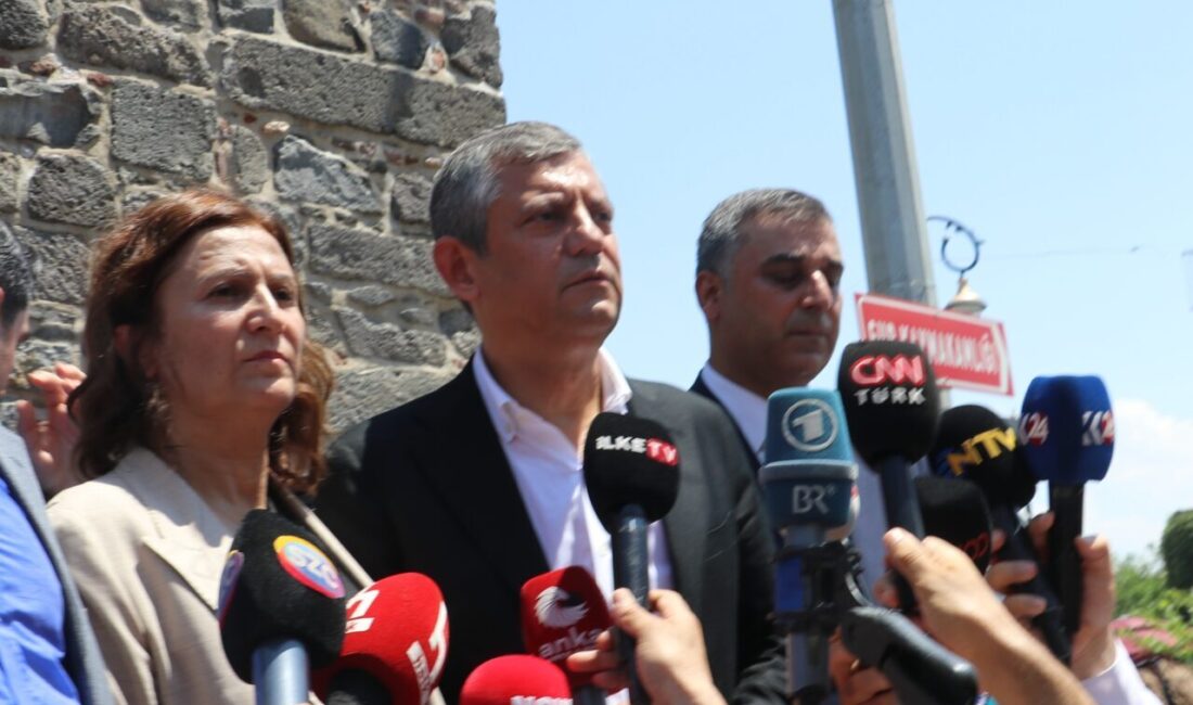 Seyfettin EKEN-Selim KAYA/DİYARBAKIR, – CHP Grup Başkanı Özgür Özel, butlan
