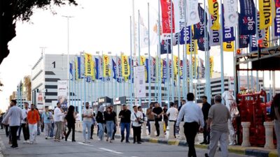İSTANBUL, – SURİYE Yerel Yönetim ve Çevre Bakanlığı’nın himayesinde düzenlenen