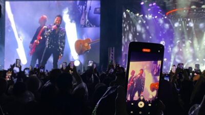 Nisa MİĞAL-Samet ÖKSÜZ/ANKARA, – MEGASTAR Tarkan, Ankara’da verdiği konserle binlerce
