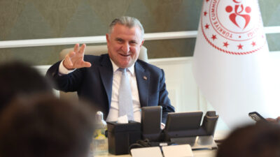 ANKARA, – GENÇLİK ve Spor Bakanı Dr. Osman Aşkın Bak,