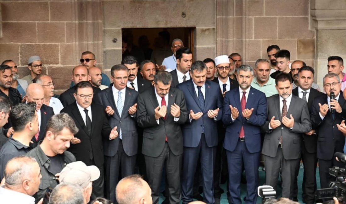 FETİH CAMİSİ AÇILDI İçişleri Bakanı Mustafa Çiftçi ve Milli Eğitim