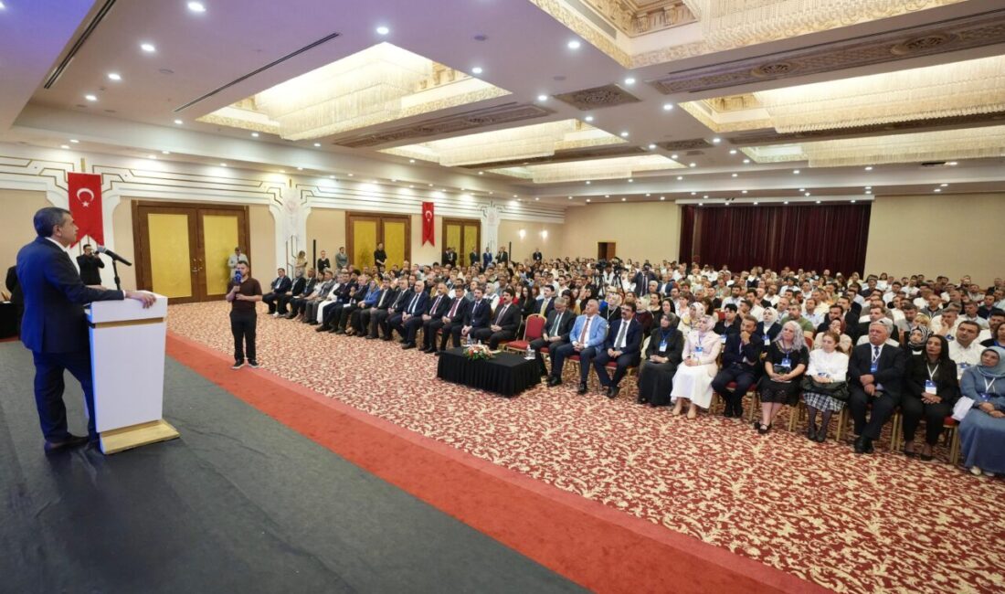 Ayşenur DEMİRTAŞ-Batuhan DURNAOĞLU/ANKARA, – MİLLİ Eğitim Bakanı Yusuf Tekin, yurt