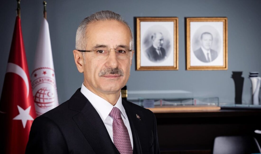 TRABZON, – ULAŞTIRMA ve Altyapı Bakanı Abdulkadir Uraloğlu, Fetullahçı Terör