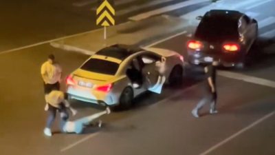 Vehbi DEMİR / İSTANBUL – BAŞAKŞEHİR’de trafikte tartışmaya başlayan, diğer