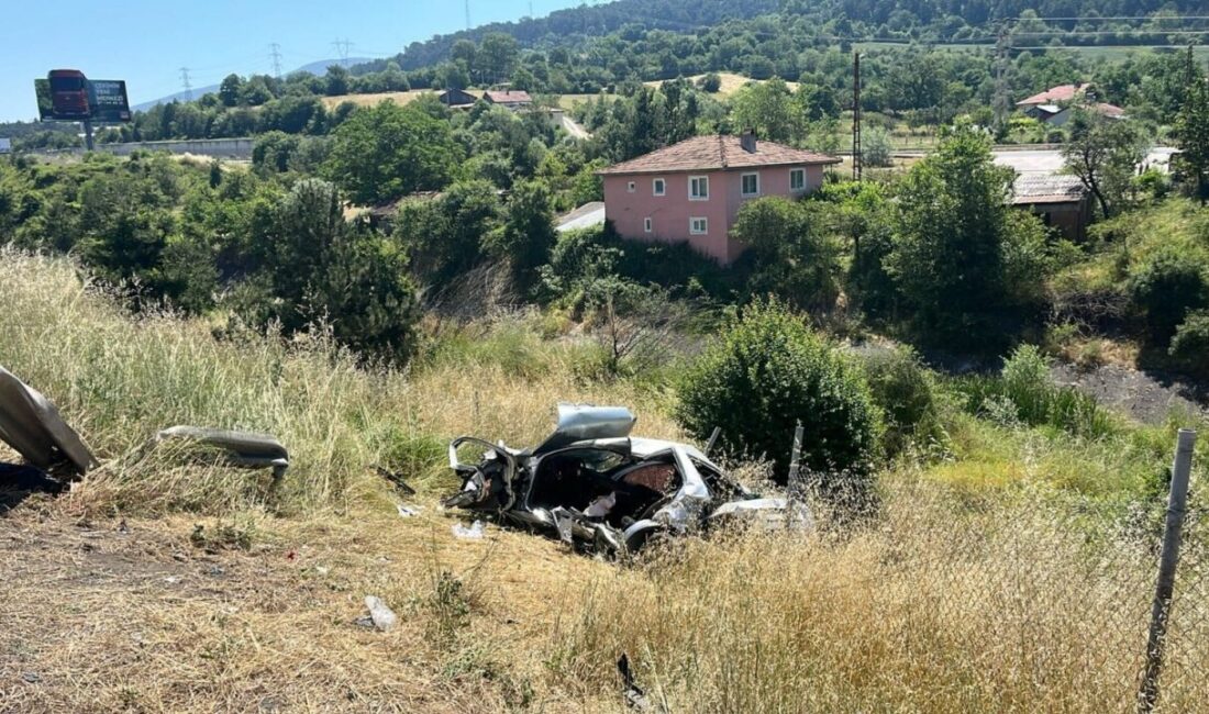 Mutlu YUCA/ BOLU, – BOLU’da Anadolu Otoyolunda kontrolden çıkan otomobil