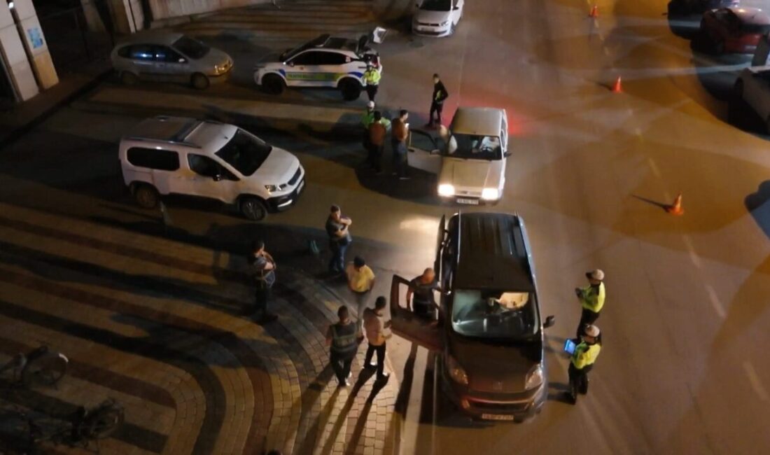 Yavuz YILMAZ/ İNEGÖL(Bursa), – BURSA’nın İnegöl ilçesinde yaklaşık 200 polisin