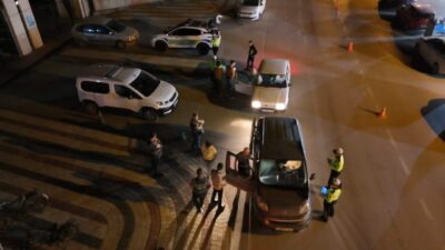 Yavuz YILMAZ/ İNEGÖL(Bursa), – BURSA’nın İnegöl ilçesinde yaklaşık 200 polisin