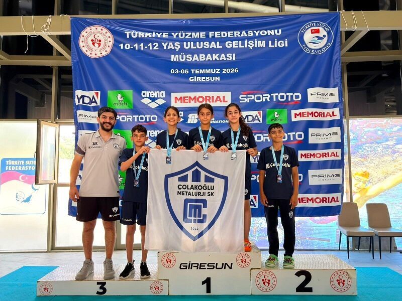 İSTANBUL, – ÇOLAKOĞLU Metalurji Spor Kulübü yüzücüleri, 2025-2026 Yüzme Sezonu