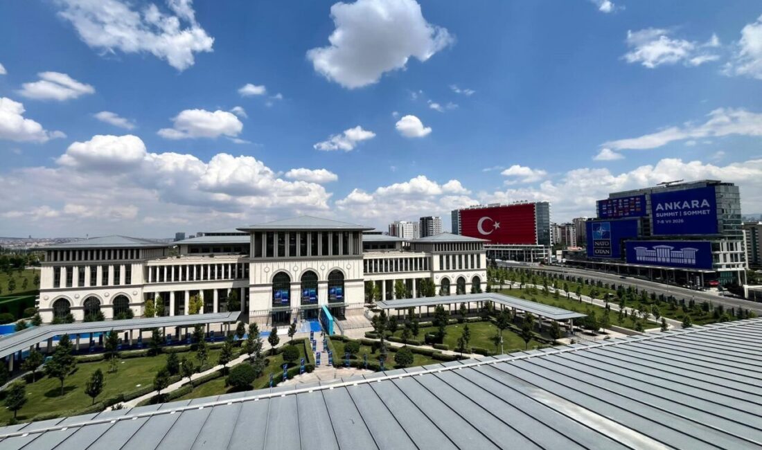 Emirhan YÜZÜGÜLDÜ/ANKARA, – ANKARA’da NATO Zirvesi’nin gerçekleştirileceği Cumhurbaşkanlığı Külliyesi’nde hazırlıklar
