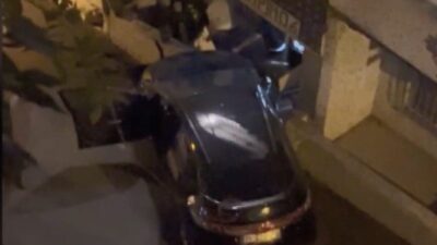 Mehmet Kaan KURT/İSTANBUL, – GAZİOSMANPAŞA’da içinde kimsenin bulunmadığı otomobil, yokuş