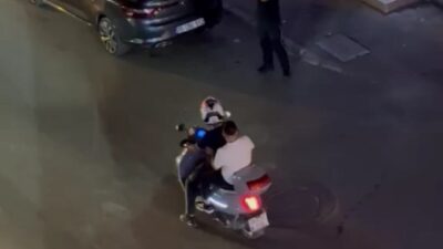 Mustafa İÇ/İZMİR, – İZMİR’in Karabağlar ilçesinde, yüzünü kar maskesiyle gizleyen