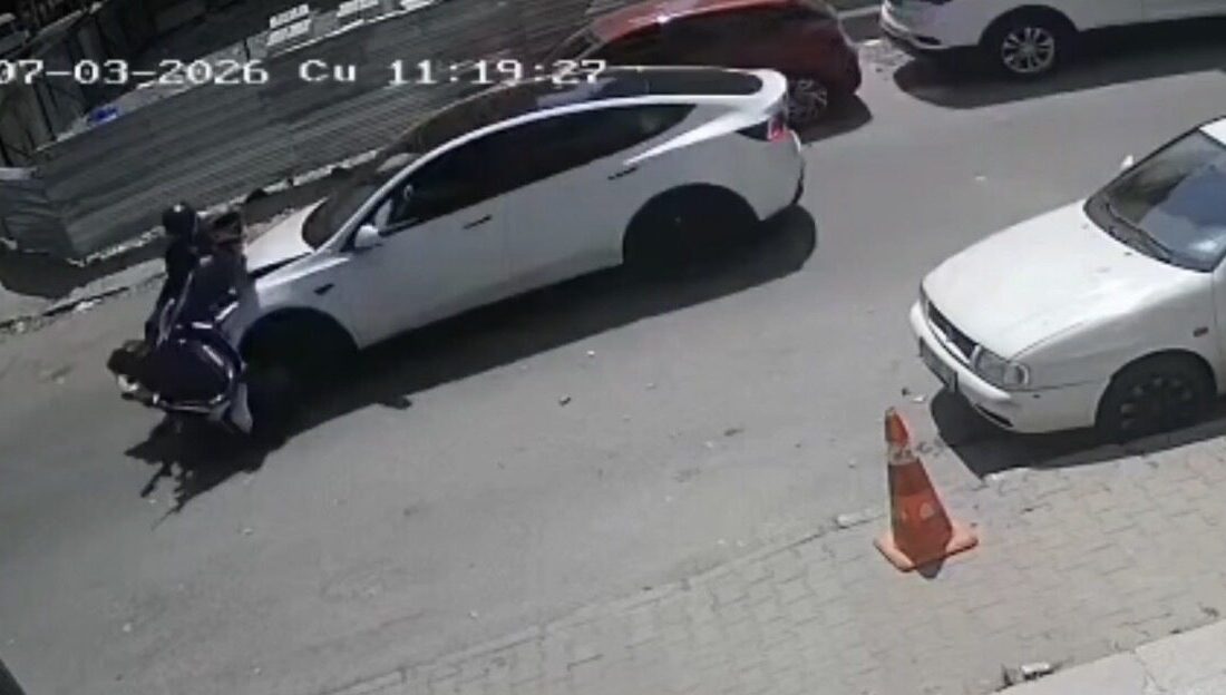 Mert ORDU / İSTANBUL, – KARTAL’da motosiklet ile otomobilin kafa