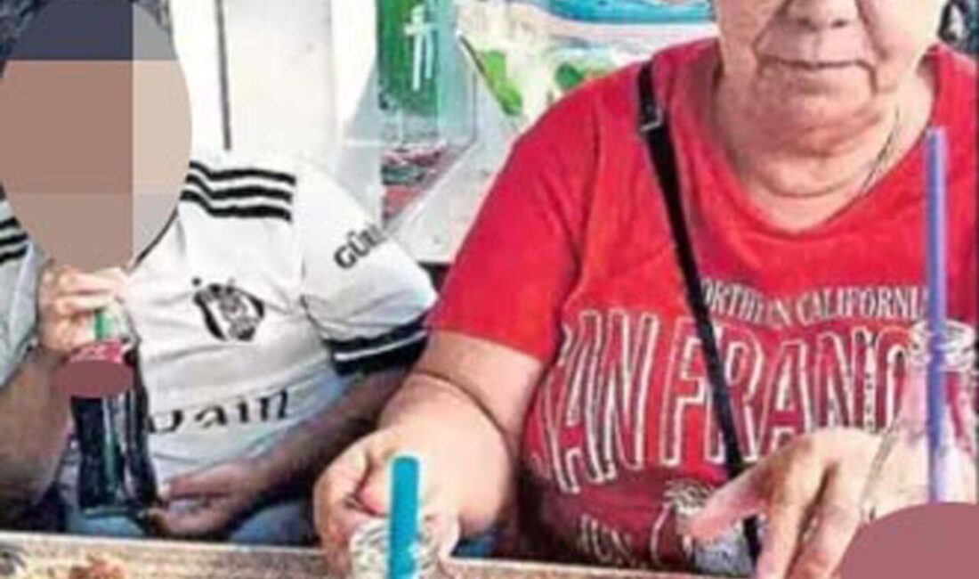Tolga TAHÇI/İZMİR, -İZMİR’in Buca ilçesinde Servet Polat’ın (60) kumpir yedikten