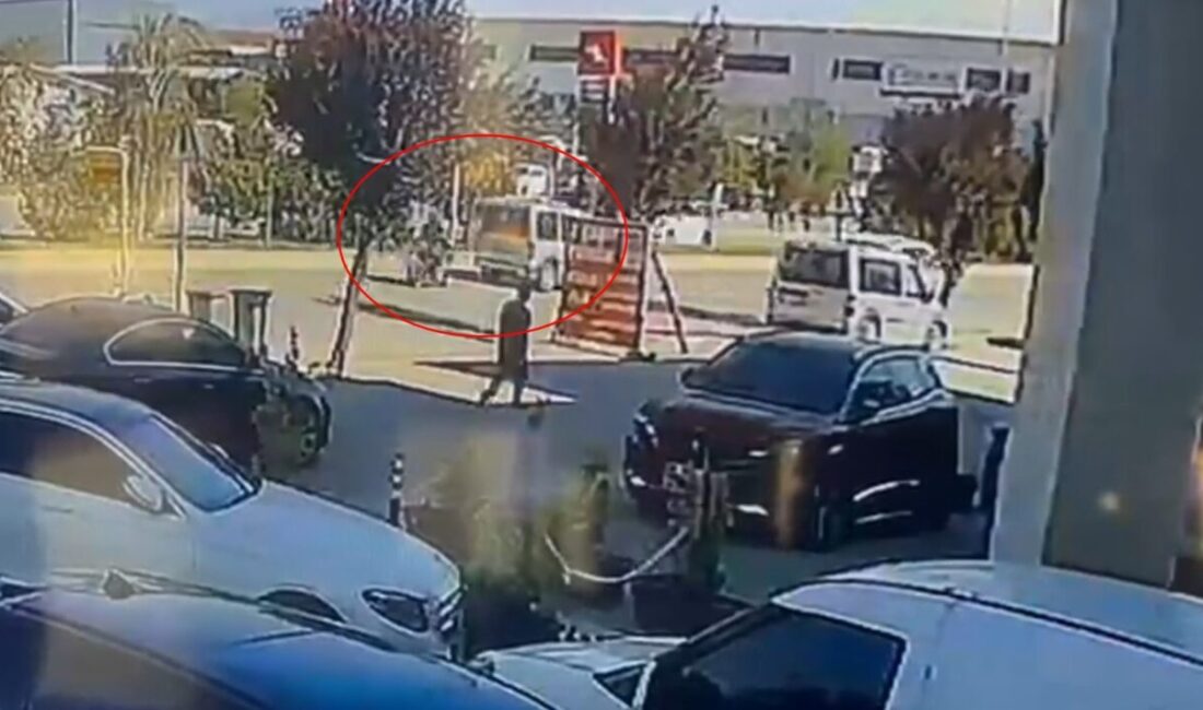 Yavuz YILMAZ/ İNEGÖL(Bursa), – BURSA’nın İnegöl ilçesinde hafif ticari araca