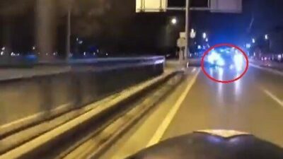 Muhammet SEZGİN/BURSA, – BURSA’da refüje çarpıp takla atan otomobilin sürücüsü