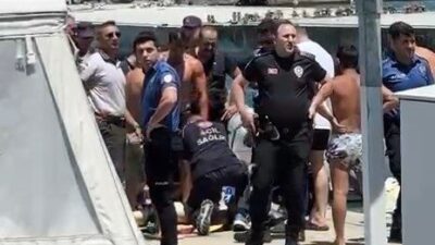 Yılmaz OKUR/İSTANBUL, -SARIYER’de serinlemek için denize giren Mert K. (16),