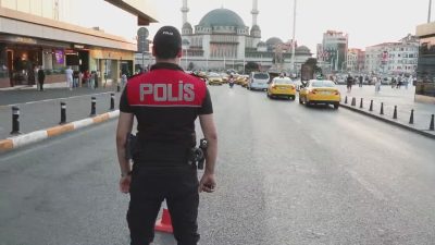Hadican EROL/İSTANBUL, – İSTANBUL’da polis ekipleri il genelinde eş zamanlı