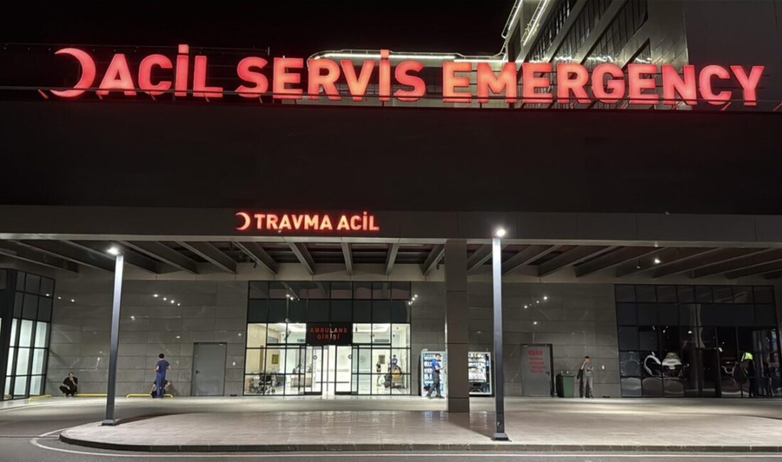 Abdullah YALÇIN/TEKİRDAĞ, – TEKİRDAĞ’da mevlidde ikram edilen pilavdan yiyen 50