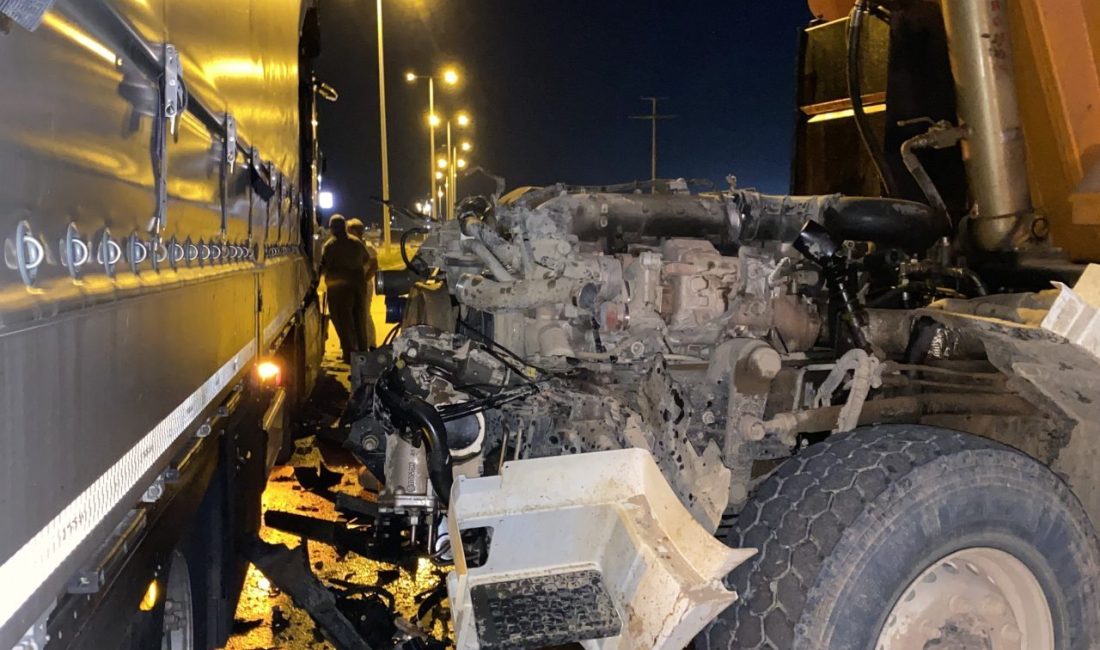 Samet ÖKSÜZ/ ANKARA, – ANKARA’nın Sincan ilçesinde TIR ile çarpıştıktan